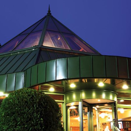 אומה Silverbirch Hotel מראה חיצוני תמונה