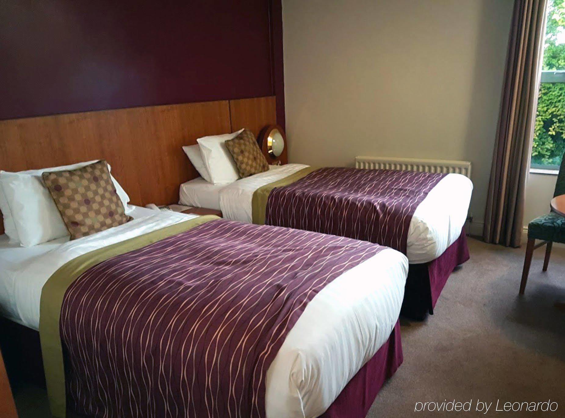 אומה Silverbirch Hotel מראה חיצוני תמונה