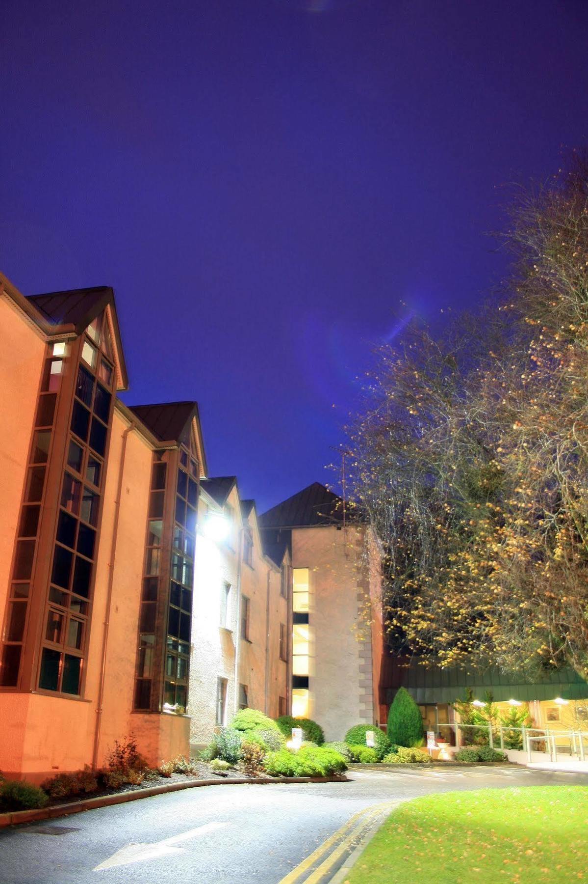 אומה Silverbirch Hotel מראה חיצוני תמונה