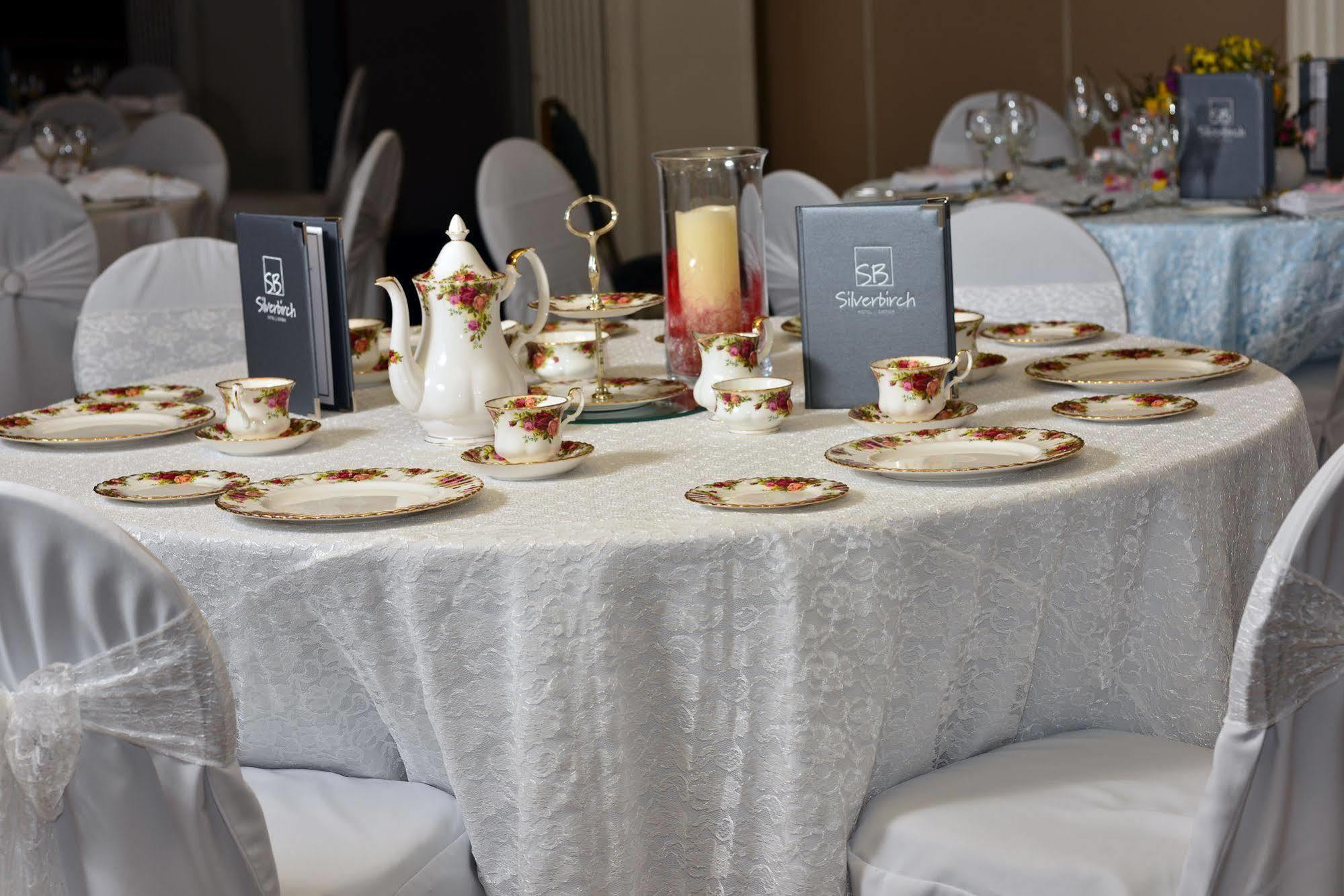 אומה Silverbirch Hotel מראה חיצוני תמונה